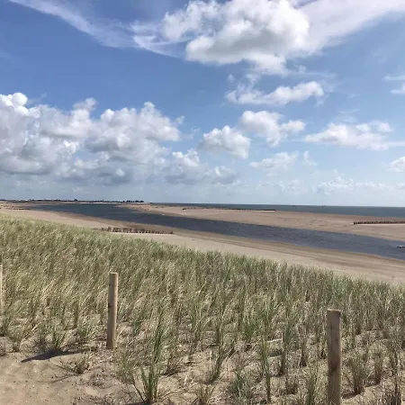 Le Commandeur Nocleg ze śniadaniem Den Hoorn (North Holland)
